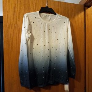 😊Womens nasinaya figure skating shirt blouse 17 armpit to armpit 25 inches long